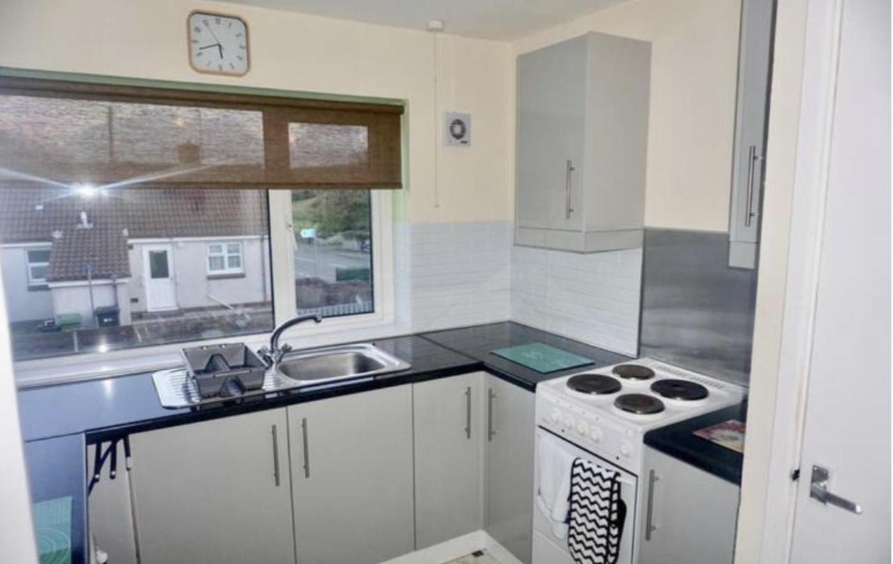 Cae Glas Apartments Holyhead Luaran gambar