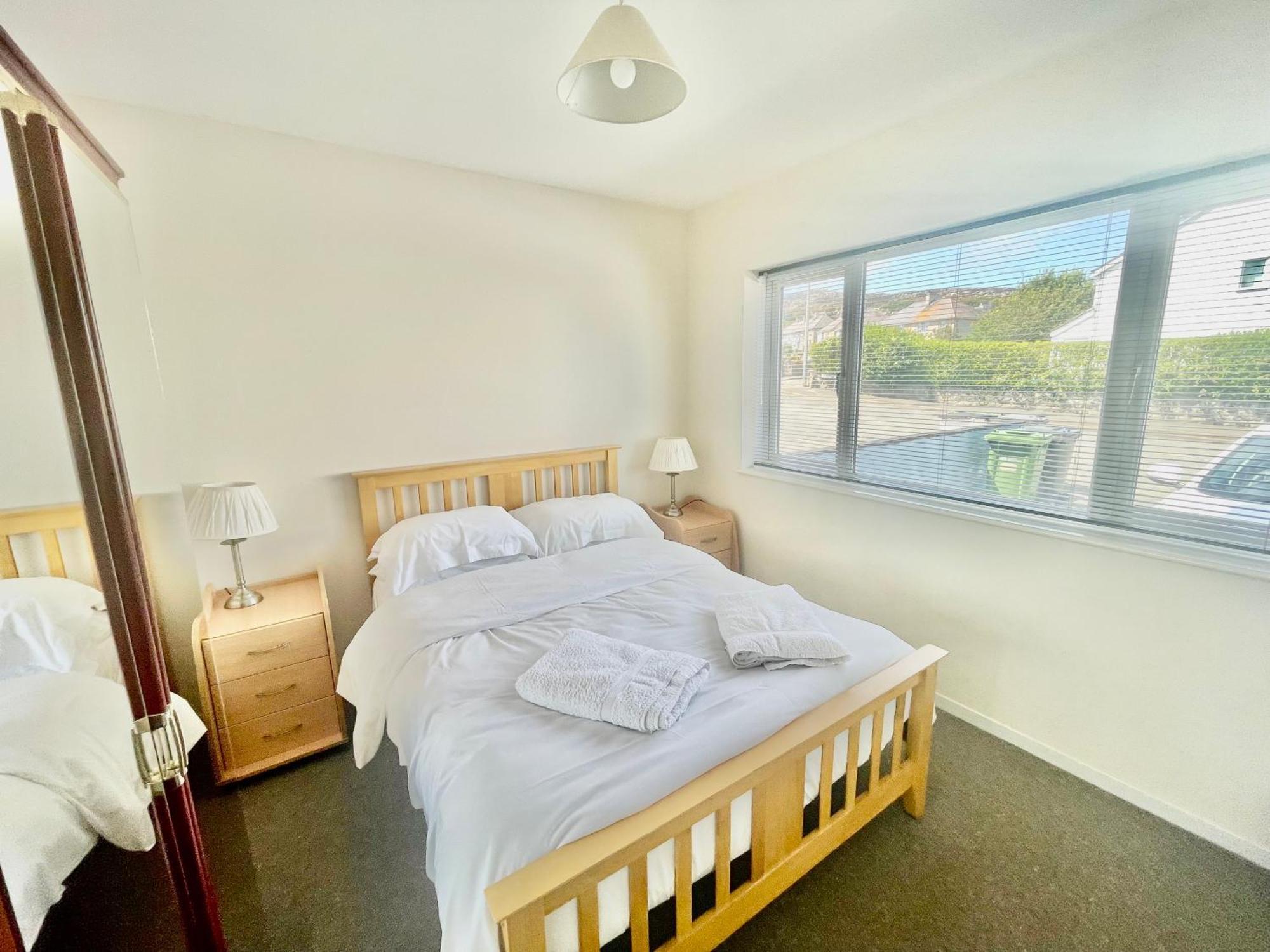 Cae Glas Apartments Holyhead Luaran gambar