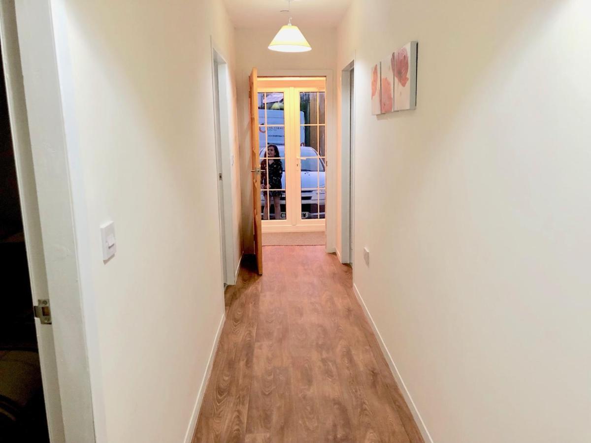 Cae Glas Apartments Holyhead Luaran gambar